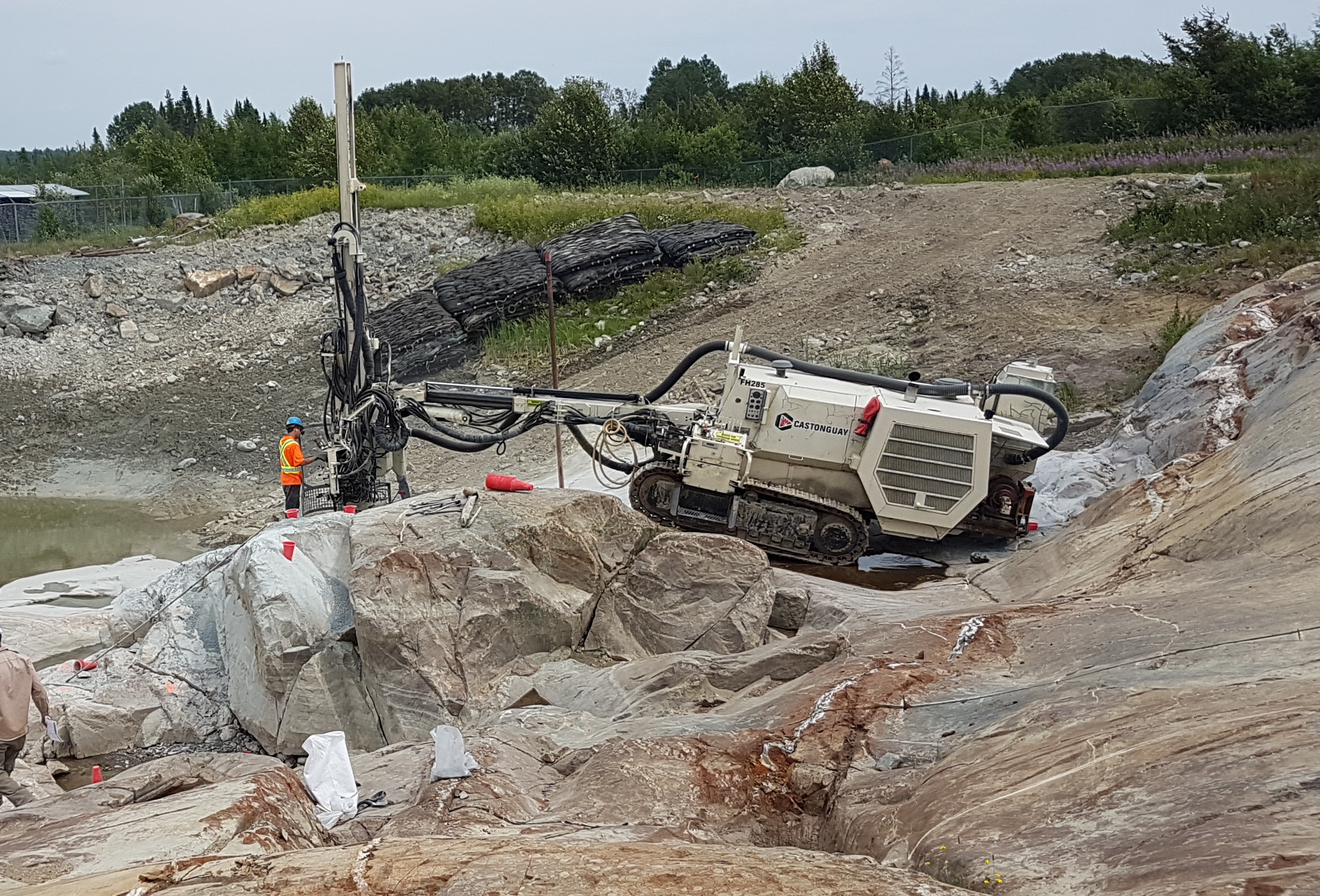 Zijin Mining eyes gold unit spin-off with Hong Kong listing