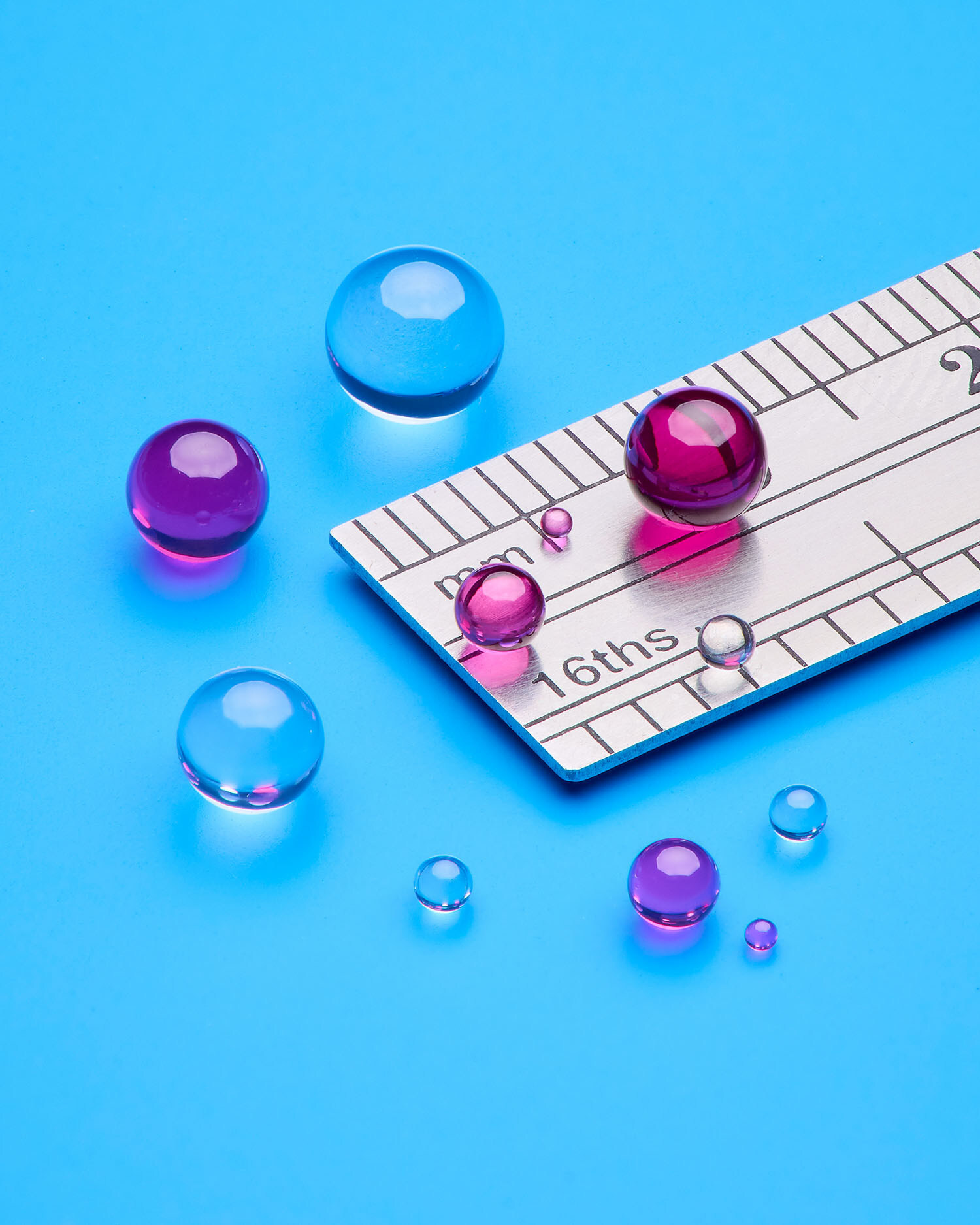 sapphire-&-ruby-balls-miniature-with-precise-sphericity