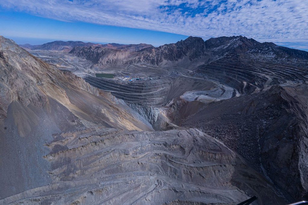pan-american-strikes-$2.1b-deal-to-buy-mag-silver