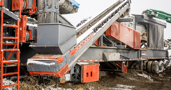 superior-lands-patent-for-recirculating-conveyor