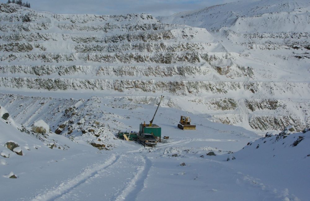 juniors-due-for-comeback-in-next-year-or-two,-says-canadian-mining-legend