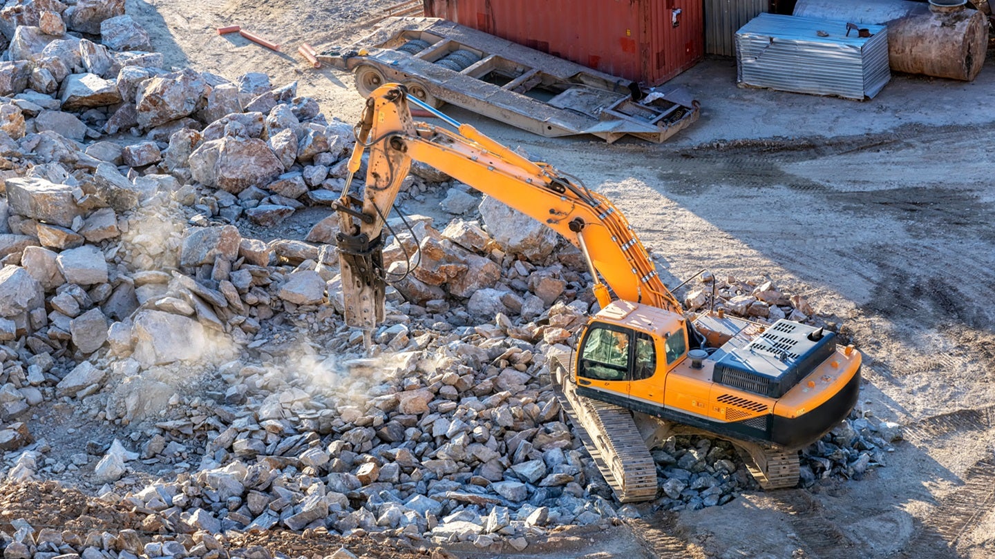 mlg-signs-contract-for-rio-tinto’s-western-turner-syncline-mine-in-australia
