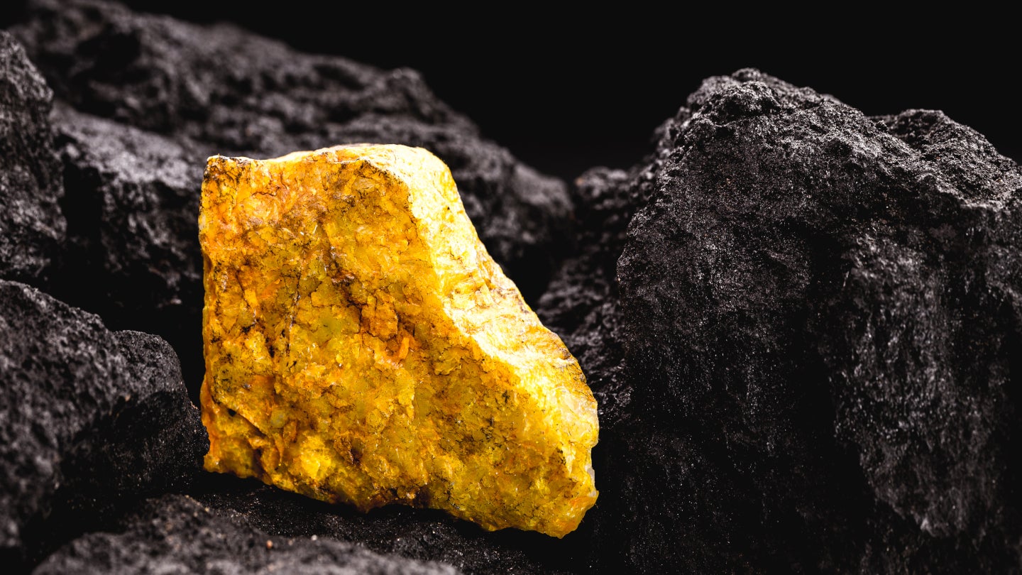 azincourt-acquires-options-for-full-ownership-of-harrier-uranium-project-in-canada