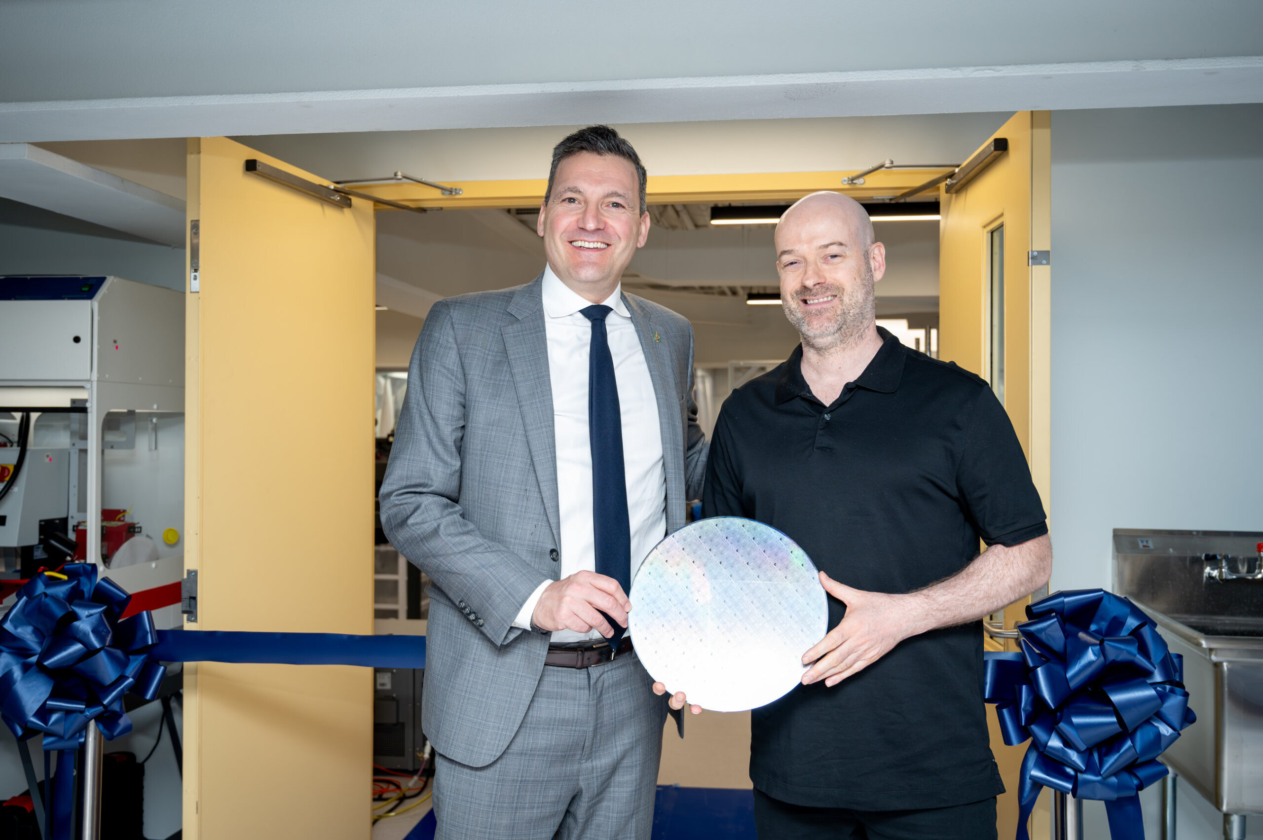 xanadu-opens-$10m-advanced-photonic-packaging-facility-in-ontario