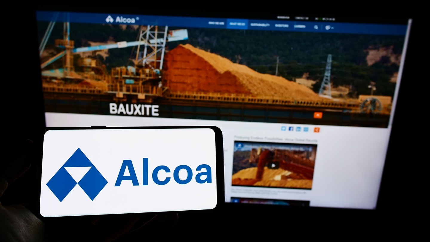 alcoa-completes-divestment-of-251%-stake-in-ma’aden-jv-for-$1.3bn