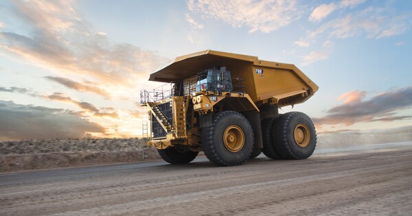 caterpillar-crawls-with-4%-mining-revenue-fall-in-june-2025-quarter