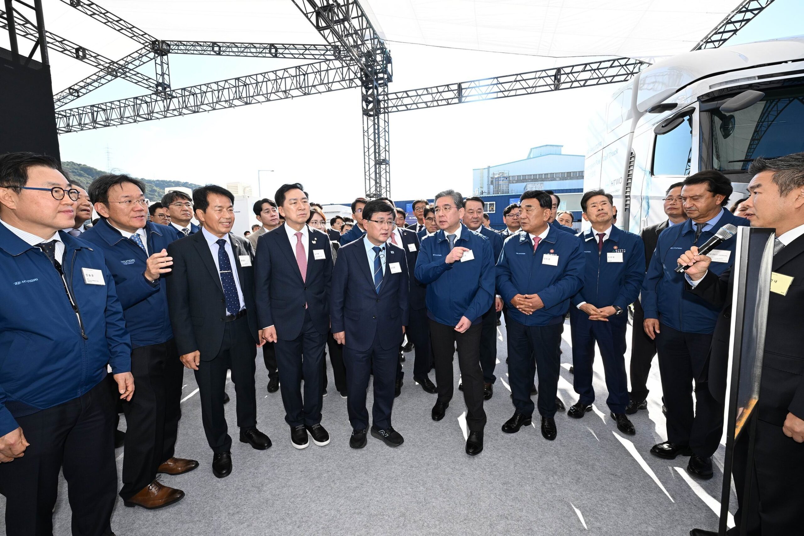 hyundai-motor-breaks-ground-on-hydrogen-fuel-cell-production-facility-in-korea