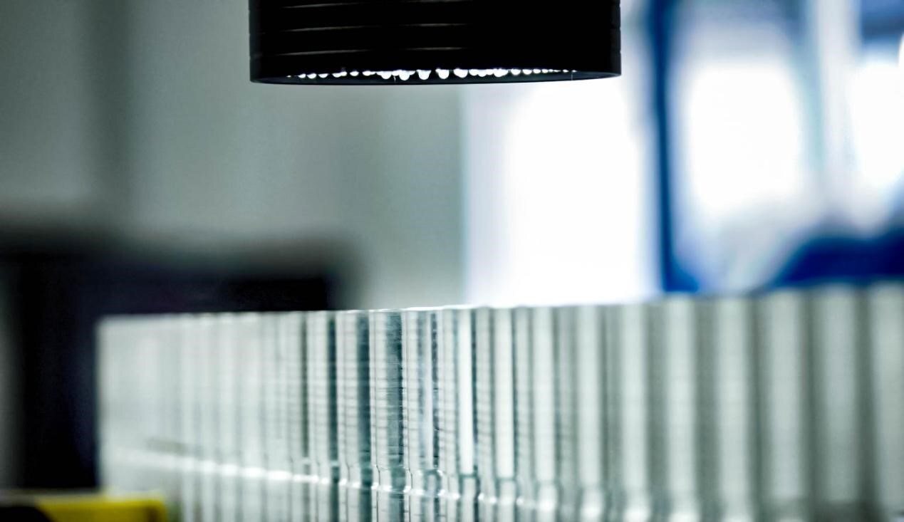 xd-thermal-erweitert-industrielle-seitenkuhlungsplattform-fur-zylindrische-zellpakete