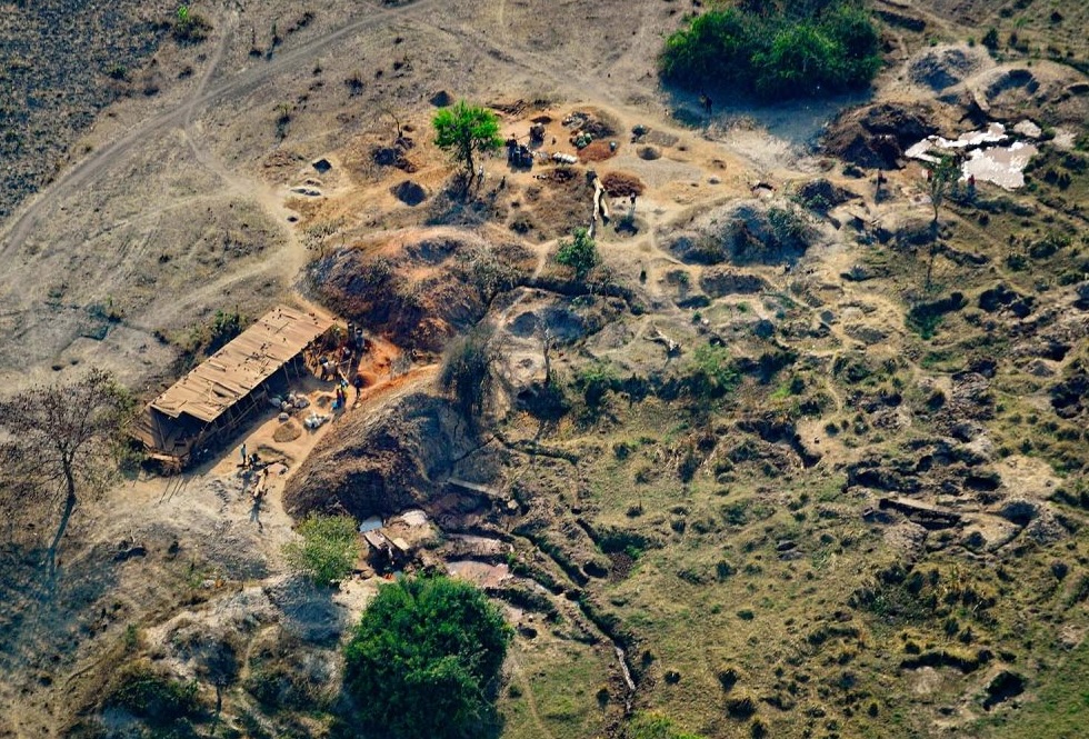 artisanal-miners-help-find-high-grade-gold-breakthrough-found-at-tanzania-project