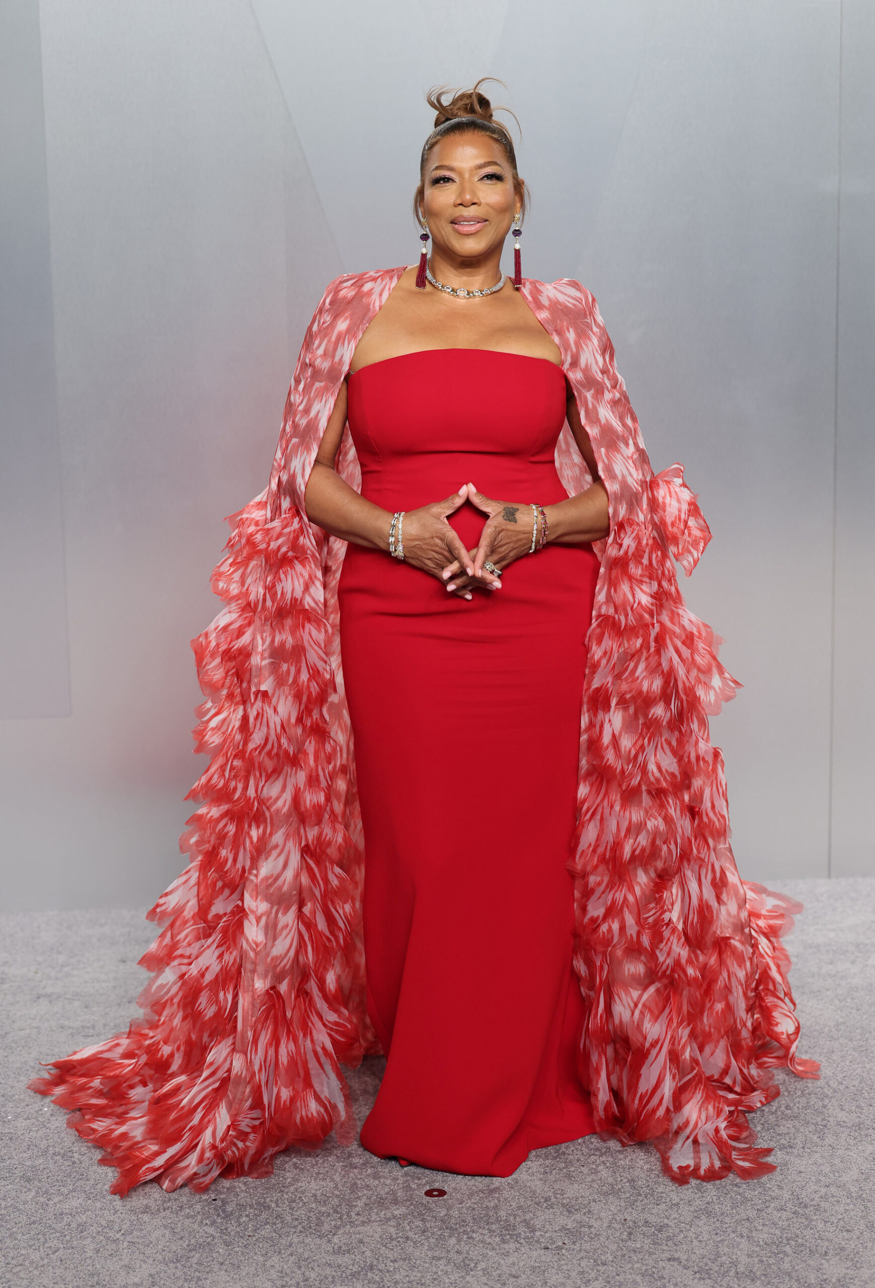 queen-latifah-&-barry-keoghan-stunned-in-lagos-jewelry-at-the-2026-vanity-fair-oscar-party
